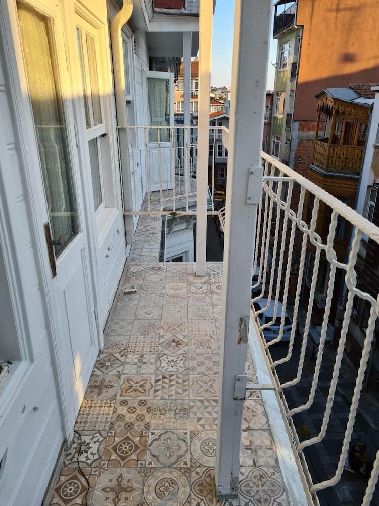 Hotel Kadikoey White House Estambul Exterior foto