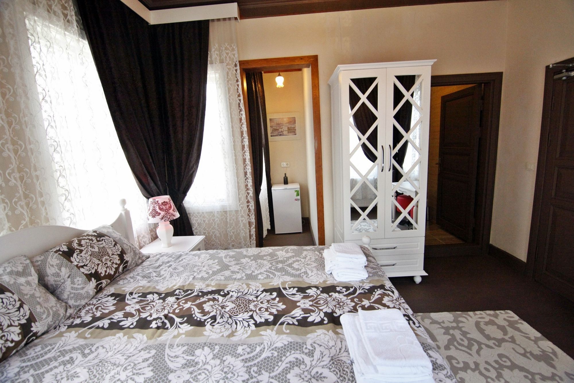 Hotel Kadikoey White House Estambul Exterior foto